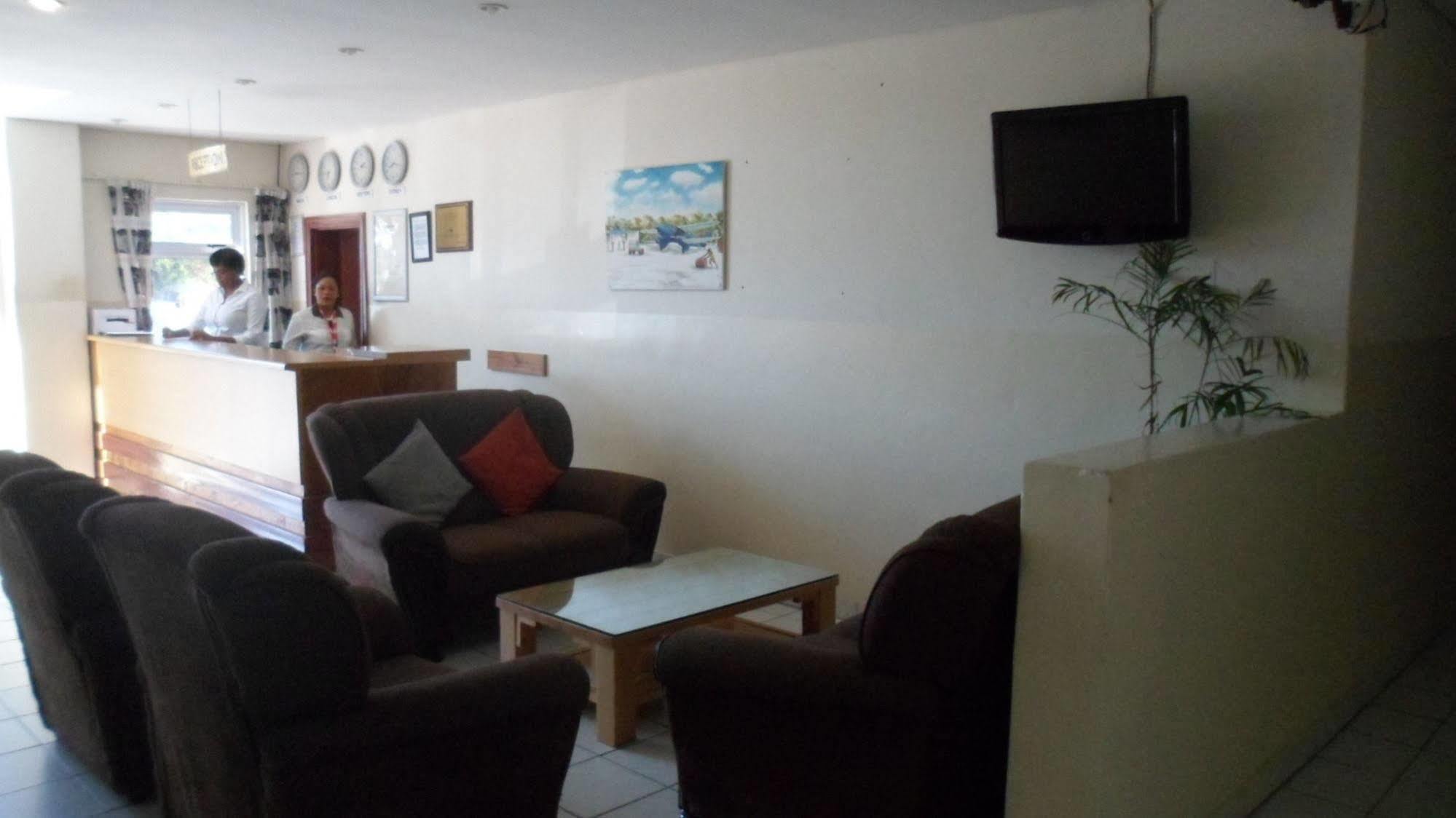 Centre Lodge Маун Екстер'єр фото