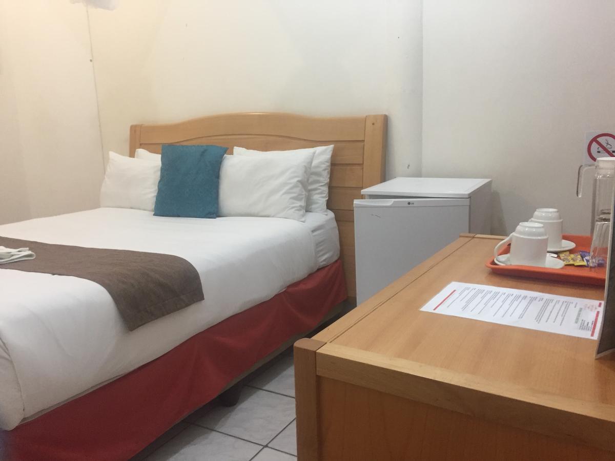 Centre Lodge Маун Екстер'єр фото